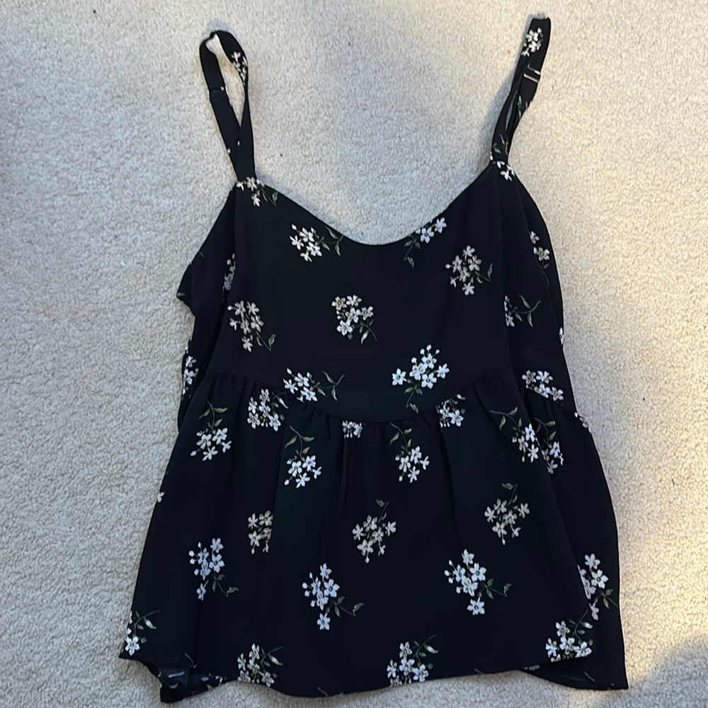 hollister floral tank top
